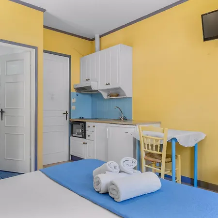 Aiolos Apartment Tsoukaladhes